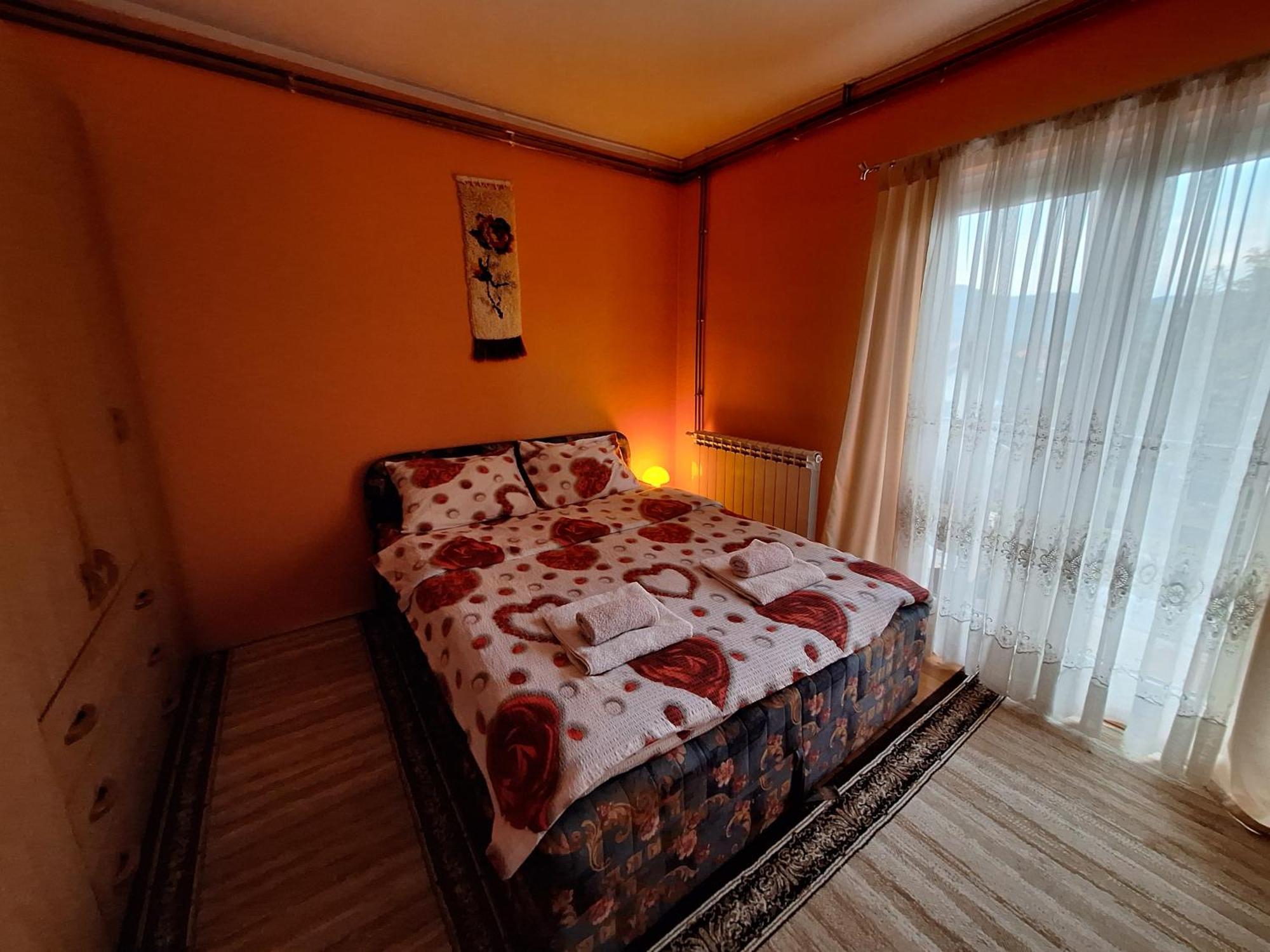 Apartman 巴伊纳巴什塔 外观 照片