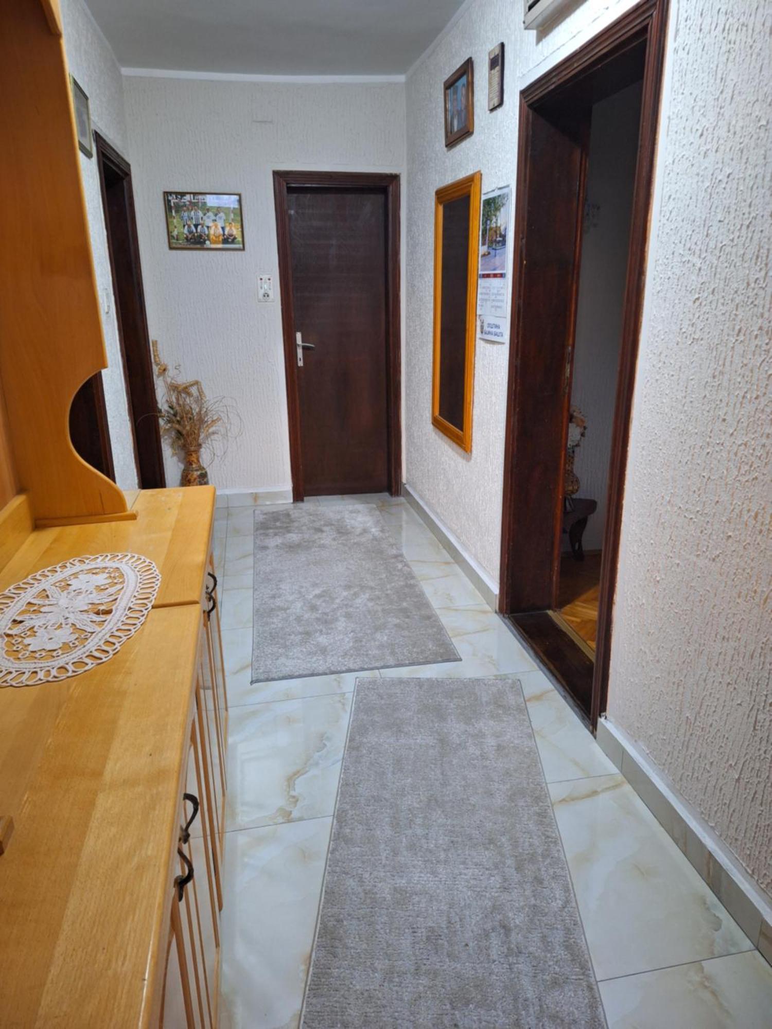 Apartman 巴伊纳巴什塔 外观 照片